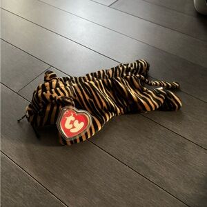 Ty Beanie Baby- Stripes - 3rd generation